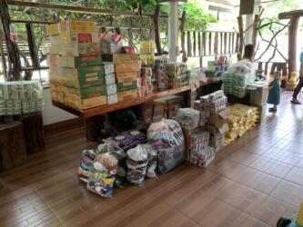 ช่วยภัยน้ำท่วม