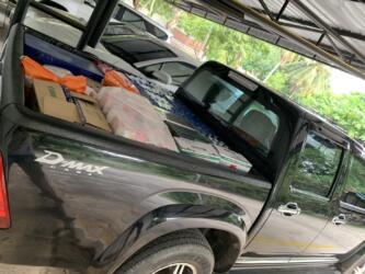 ช่วยภัยน้ำท่วม